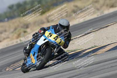 media/Oct-13-2025-Moto Forza (Mon) [[a66d839500]]/2-A Group/Session 3 (Turn 16)/